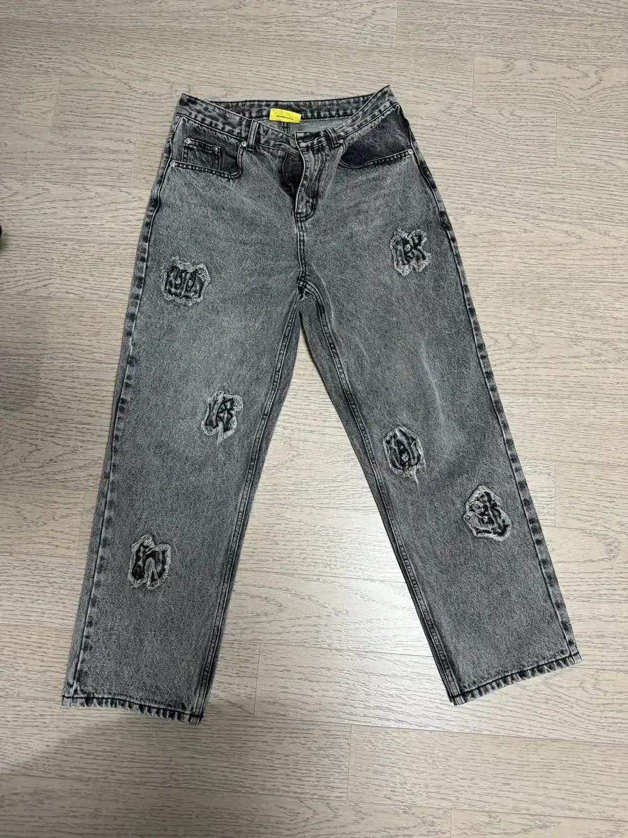 위캔더스 아플리케 데님 applique denim M사이즈 그레이